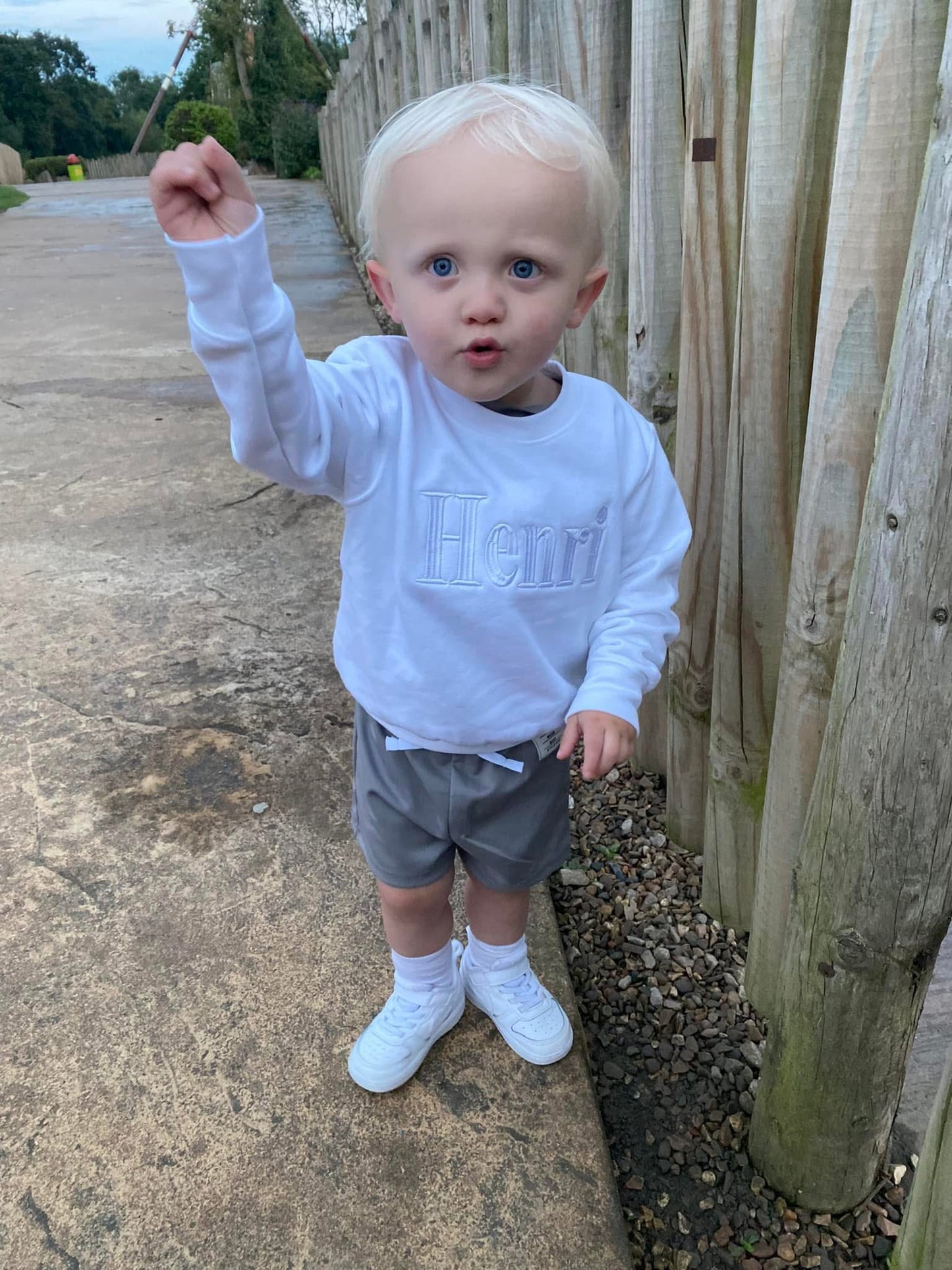 White on white Block Jumper