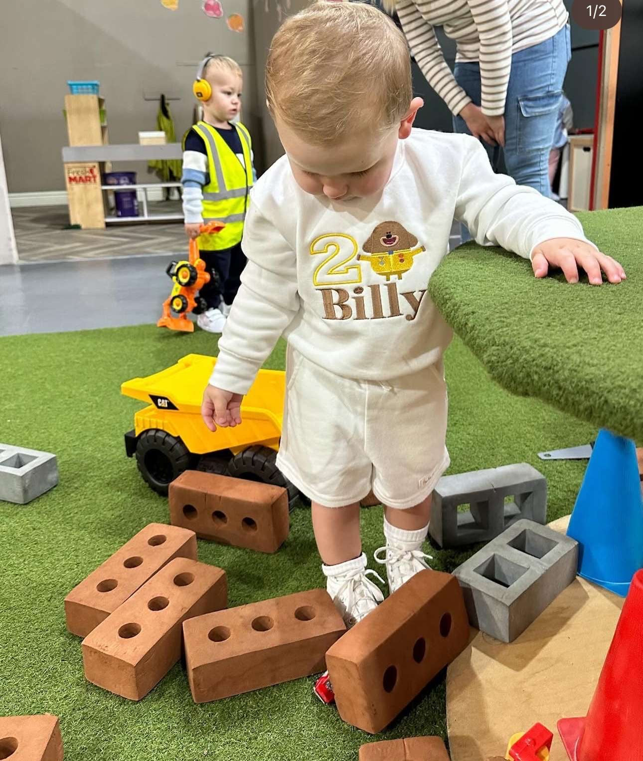 Duggee Birthday Jumper